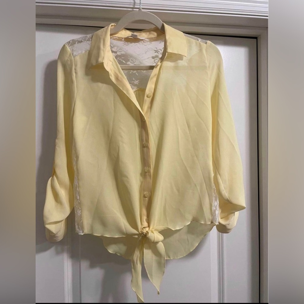 Women’s Yellow Long Sleeve Blouse- Size Small